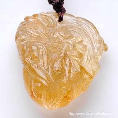 金发晶手雕龙招财坠 龙年开运的天然水晶臻品